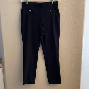 Women’s Anne Klein black pull on dress pants